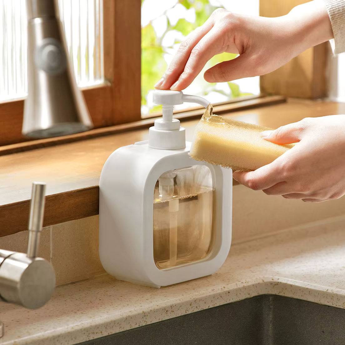 Distributeur de savon compact – 300/500 ml