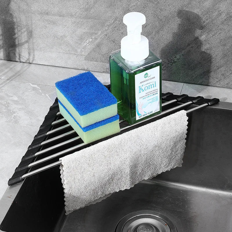 Égouttoir d’angle enroulable pour évier